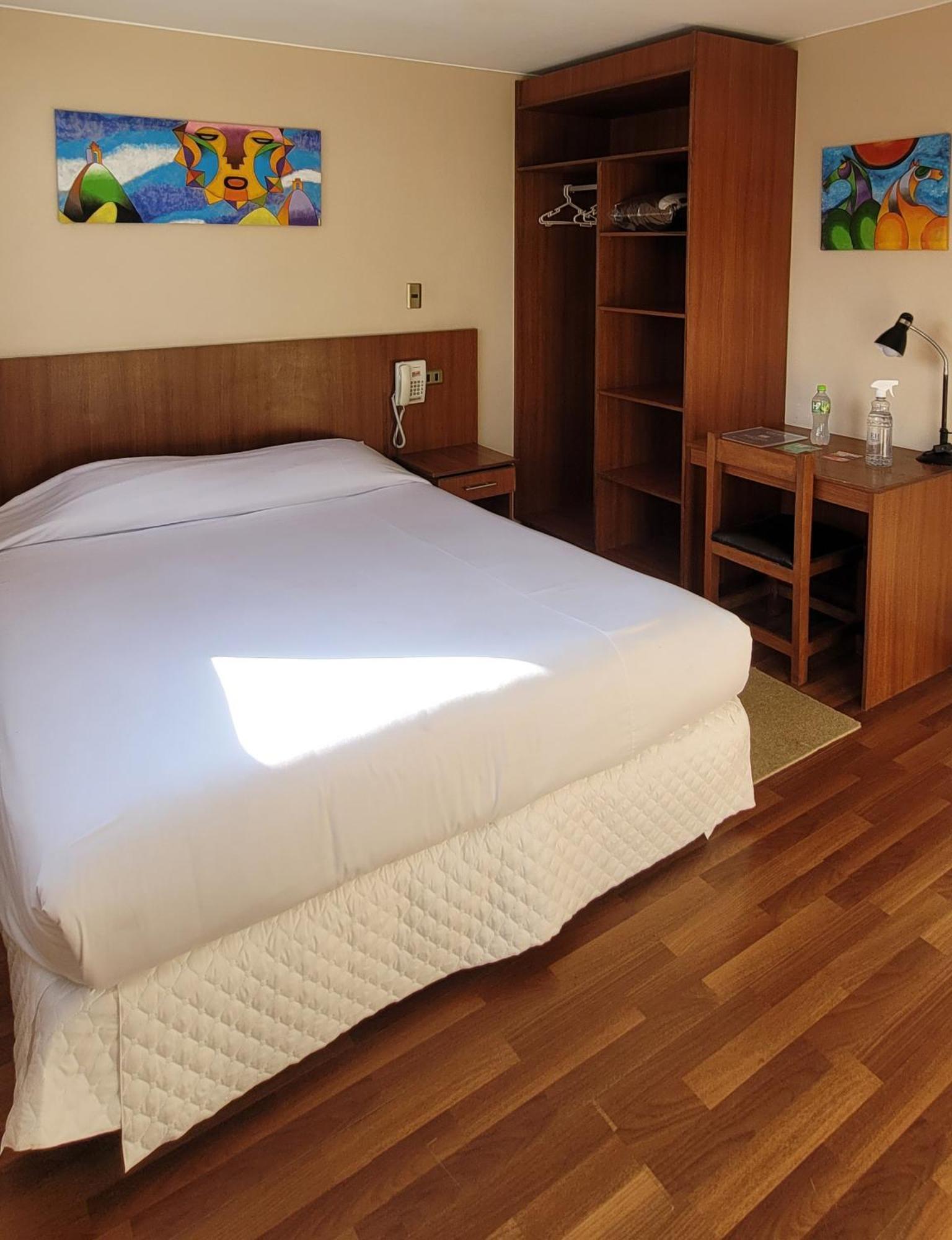 Hotel Madrid La Paz Luaran gambar